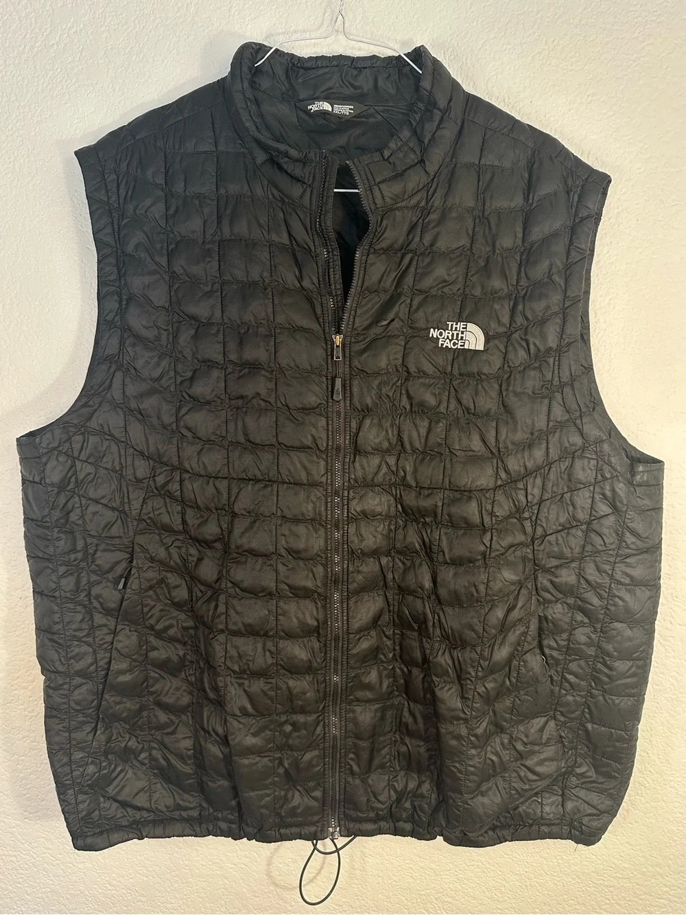 The North Face Vest Men’s XXL Black Quilted Insulated Full Zip Lightweight Outdo